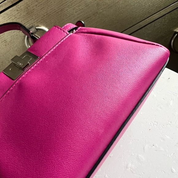 Fendi micro peekaboo fuchsia bag - Picture 6 of 14